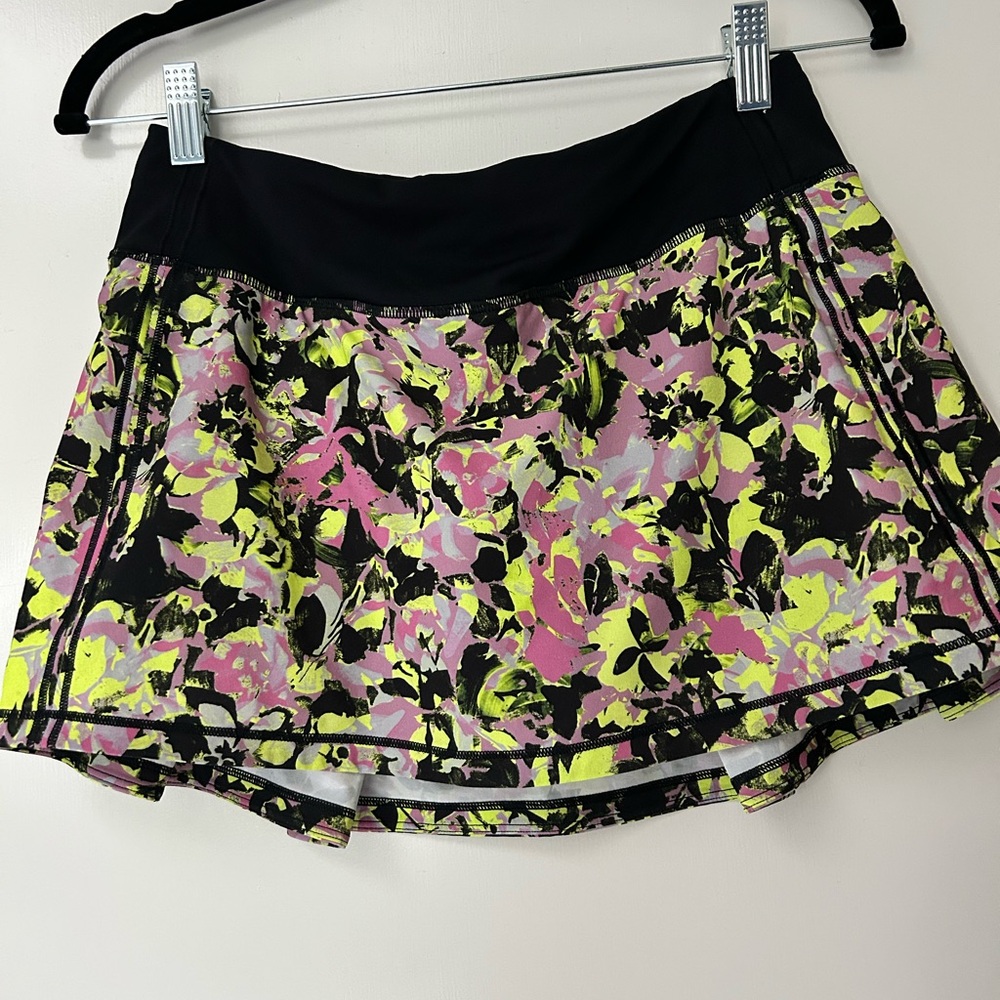 Lululemon pace rival skirt